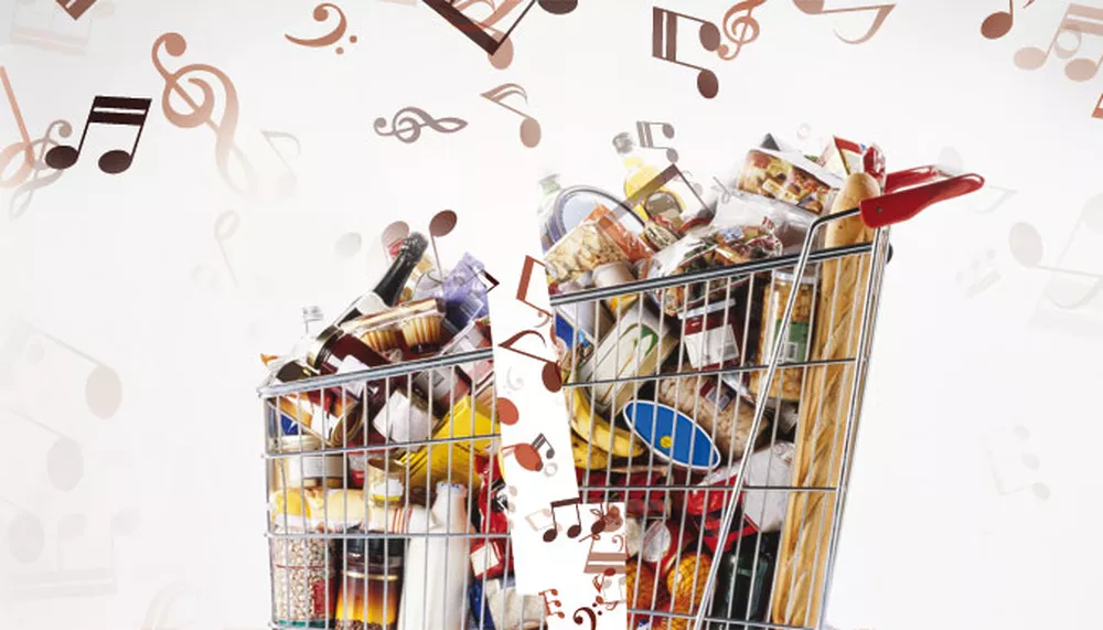 , Il enseigne la musique sur la place publique